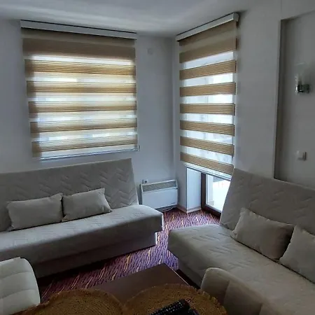 Apartment Zvoncica, Puzovic 22 *